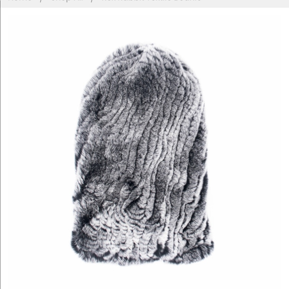 Surell winter hat/beanie for female- black forest colour brand new